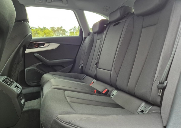 Audi A4 cena 177888 przebieg: 10, rok produkcji 2024 z Izbica Kujawska małe 277